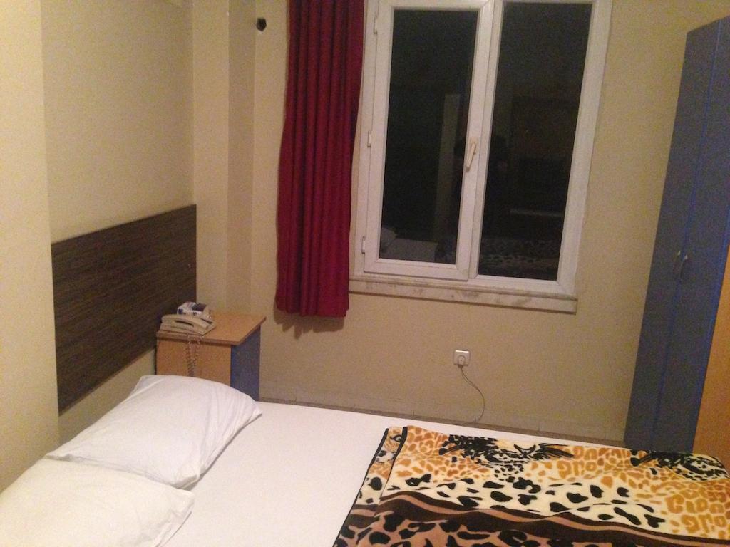 Hotel Beyhan Mersin  Extérieur photo